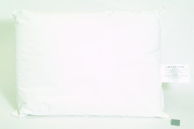 CS/12 MEDSOFT PILLOW 20" X 26" WHITE VINYL FLUID RESISTANT/FLAME RETARDANT ANTIMICROBIAL - BeHope