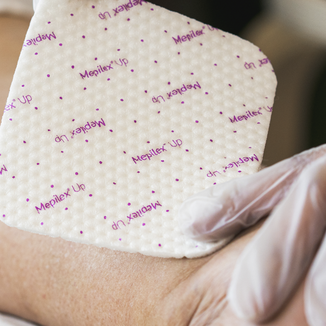 Mepitel Ag Contact Layer Antimicrobial Dressing 5cm X 7.5cm Safetac Technology With Silver - Box Of 10 - Behope