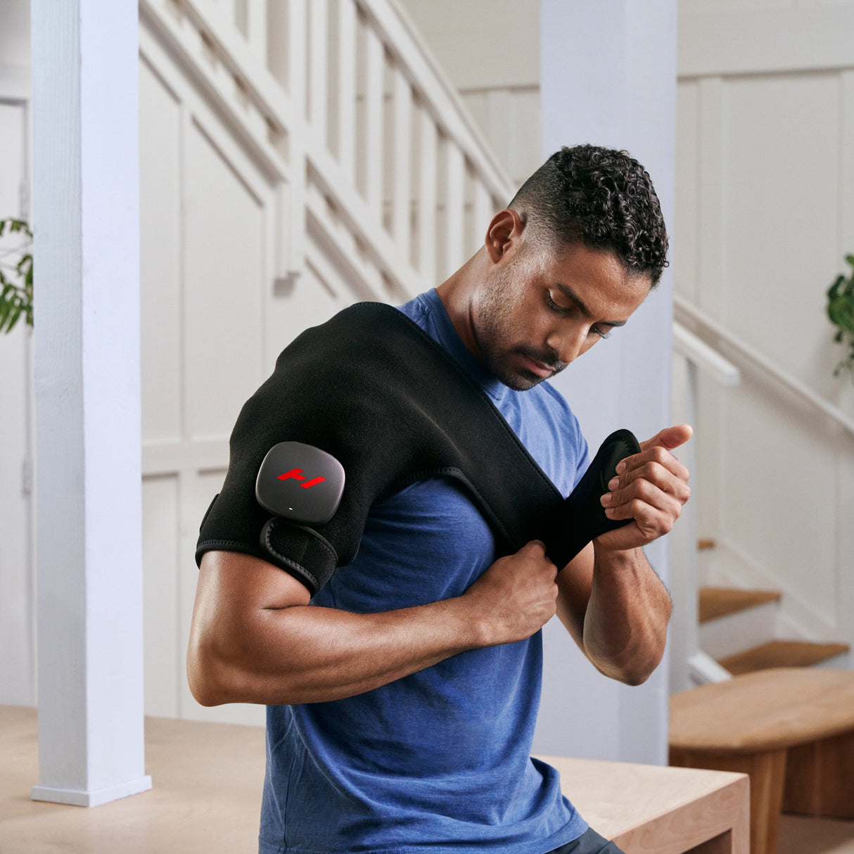 Heat and Massage Therapy Wrap Hyperice Venom 2 Shoulder One Size Fits Most Neoprene / Silicone Reusable