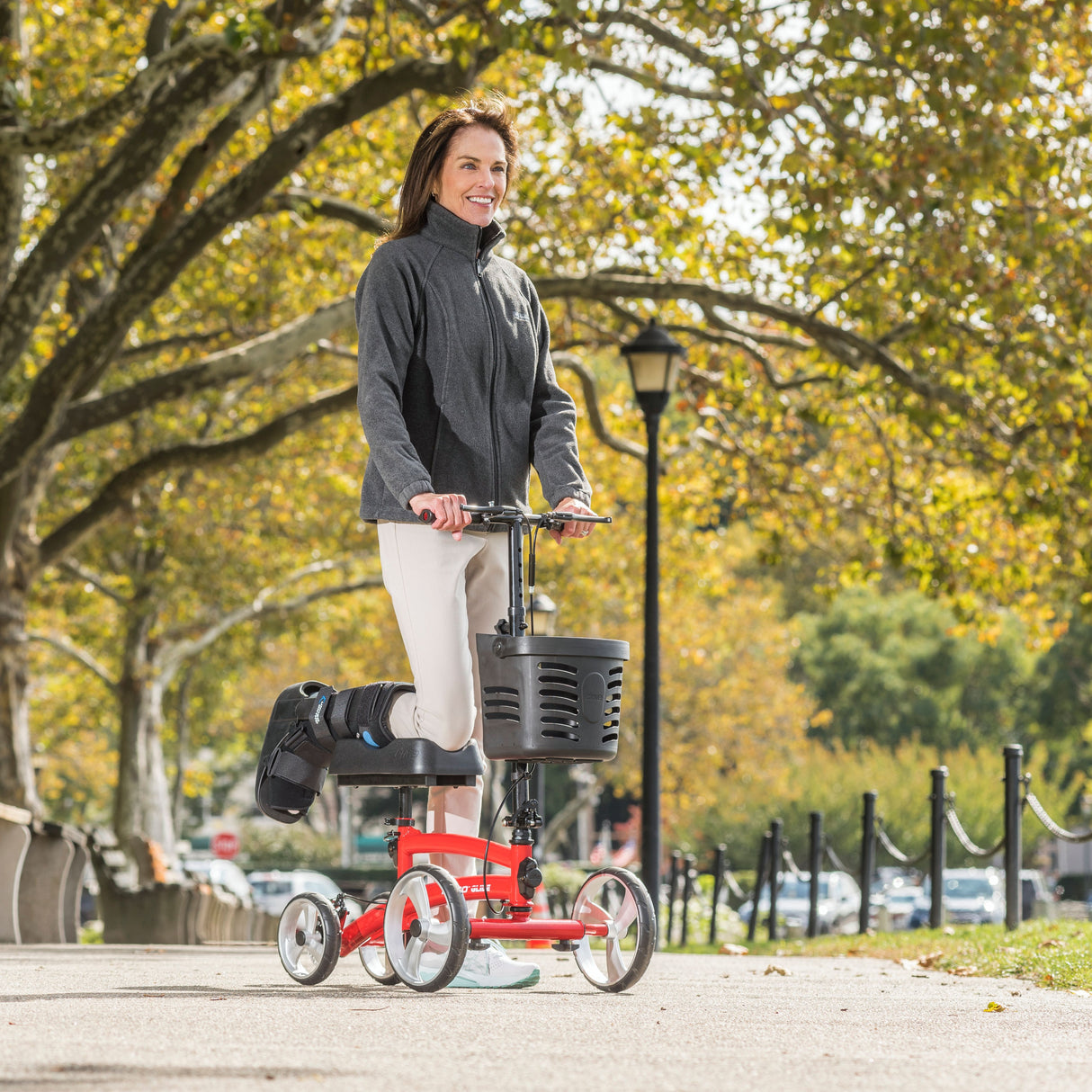 Alternative à la béquille pour scooter à genou Nitro Glide Knee Walker, rouge